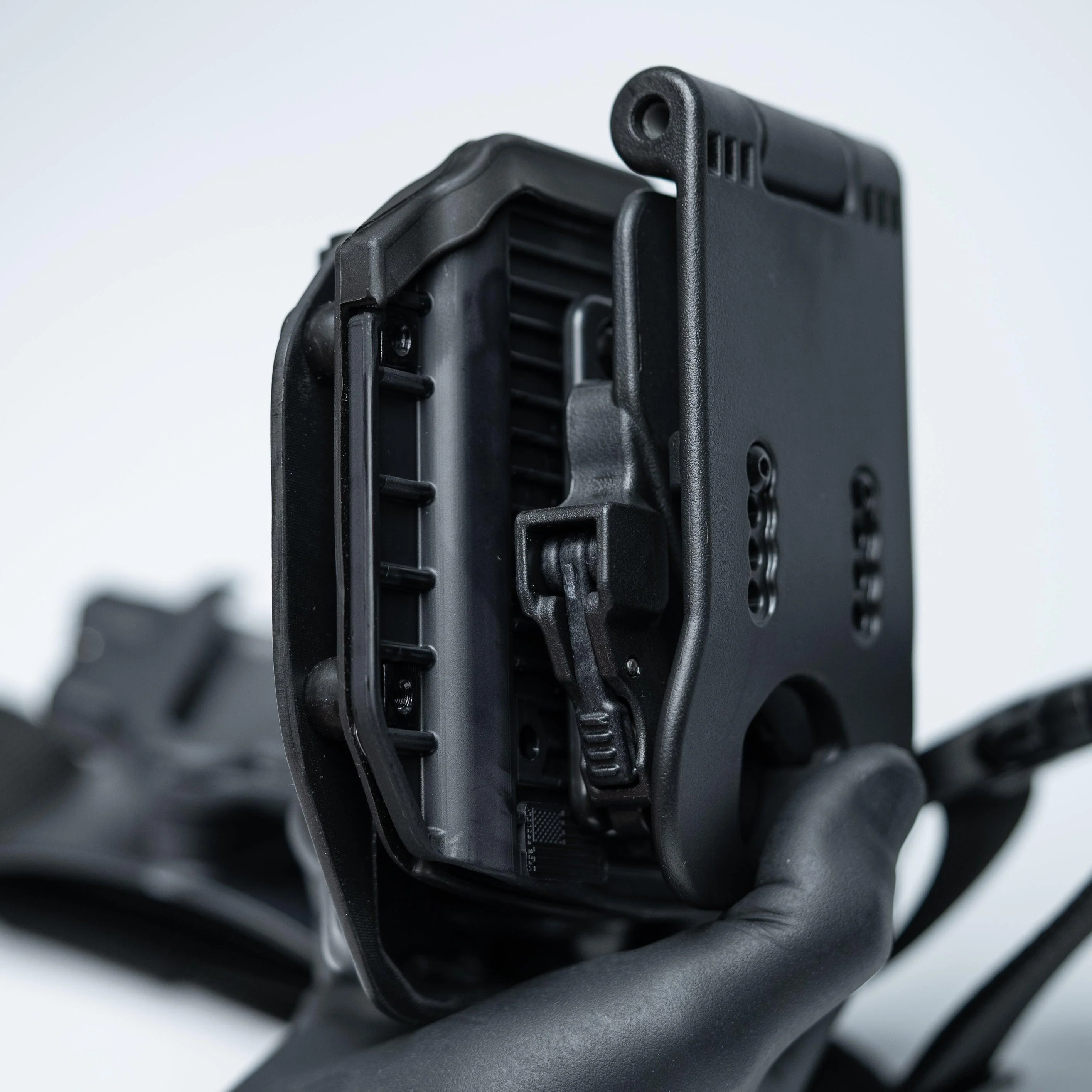 Cloak Swivel Drop Leg Holster for Springfield Hellcat - Image 6